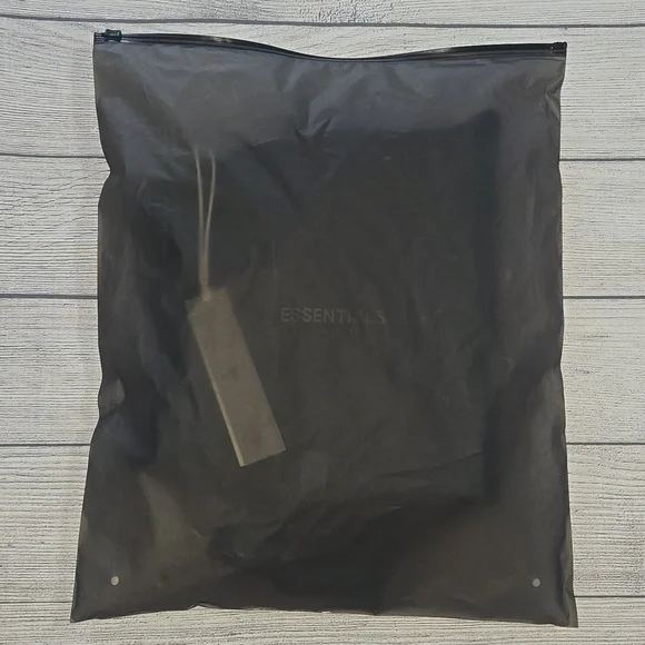 Essentials Fear of God Men's Stretch Limo Sweat Shorts Black Size L NWT - Picture 13 of 14